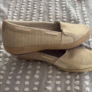 Grasshoppers Women's Shimmering Gold Loafers